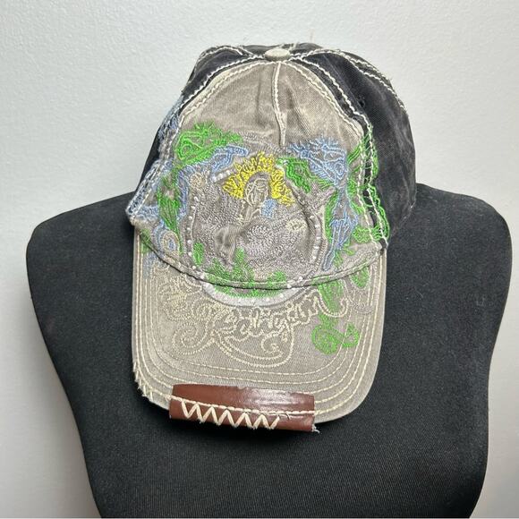 Vintage True Religion Distressed Patched Trucker Hat - Picture 12 of 12